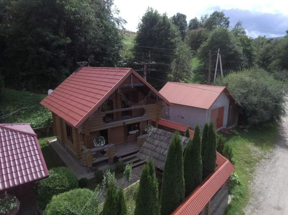 Затишний Будиночок Bukovets Exterior photo