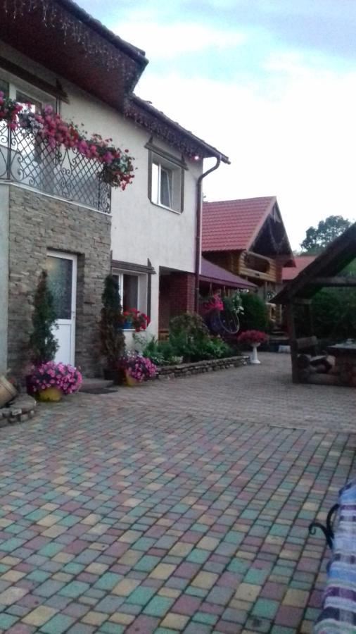 Затишний Будиночок Bukovets Exterior photo