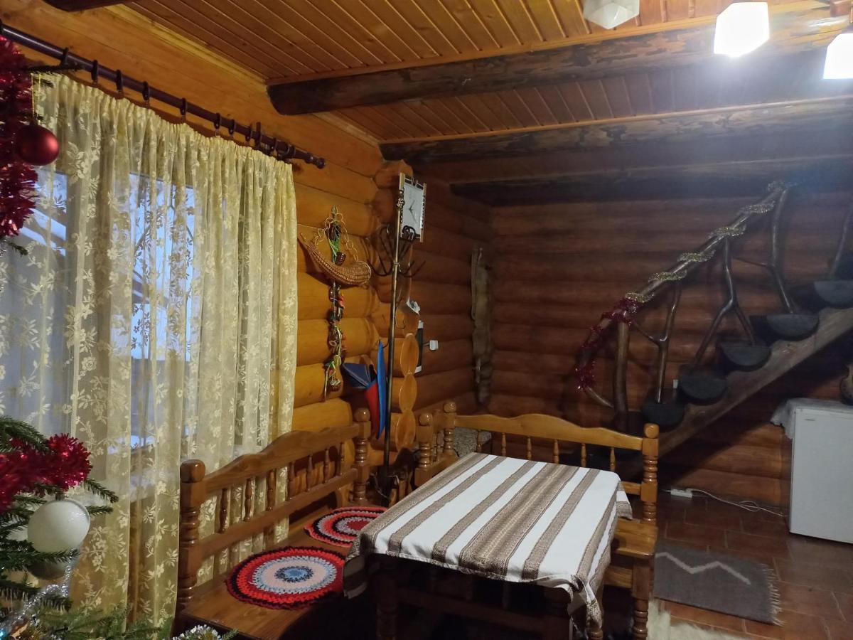 Затишний Будиночок Bukovets Exterior photo